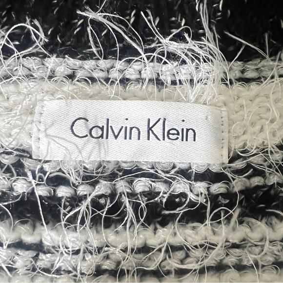 Calvin Klein Black White Striped Open Front Fuzzy Cardigan Sweater Size Medium - Picture 3 of 9